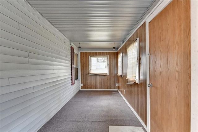 37 Spring Street, Gainesville, GA 30501