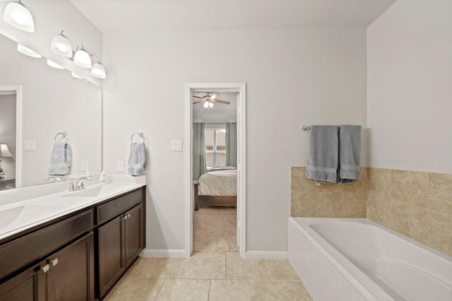 2725 Merlin Lane, Pearland, TX 77581
