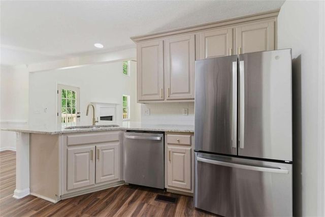 2544 Carnes Road, Jonesboro, GA 30236