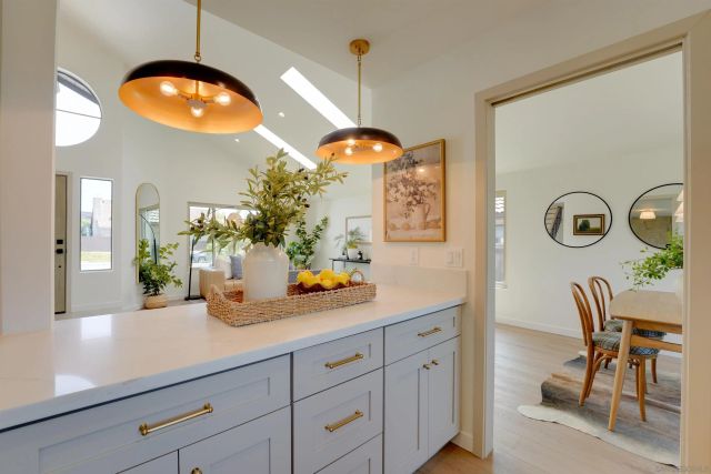 16022 Sun Summit Point, San Diego, CA 92127