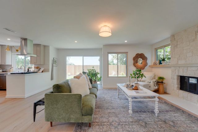 16022 Sun Summit Point, San Diego, CA 92127