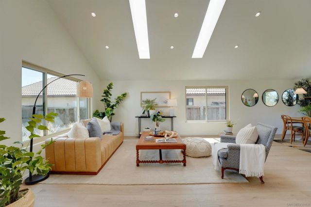 16022 Sun Summit Point, San Diego, CA 92127