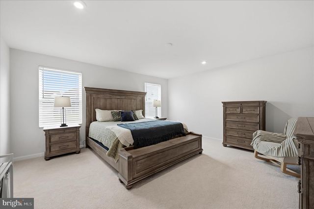 196 NATIONAL ST, Ranson, WV 25438