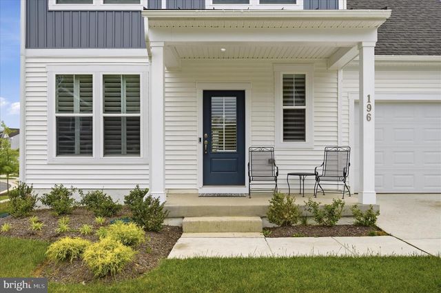 196 NATIONAL ST, Ranson, WV 25438