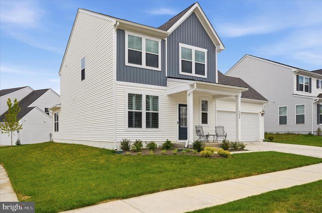 196 NATIONAL ST, Ranson, WV 25438