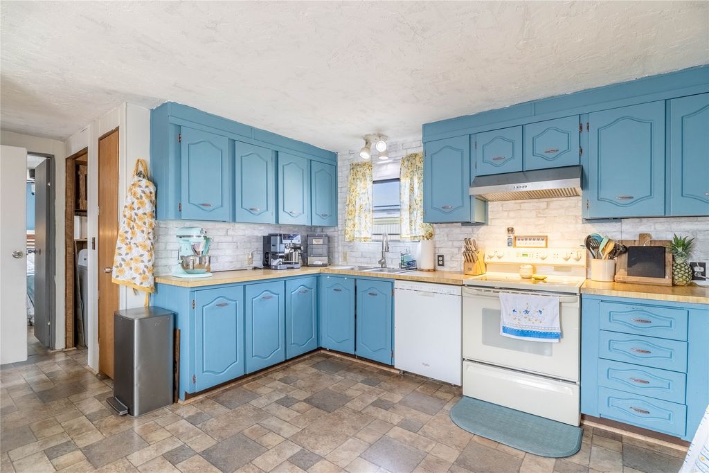 1805 Joslyn Street 11, Helena, MT 59601 photo 3