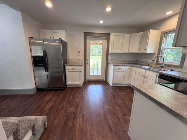 22488 Main Street, Weaubleau, MO 65774