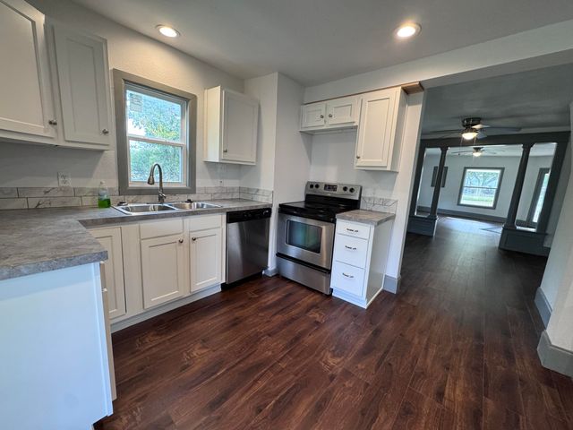 22488 Main Street, Weaubleau, MO 65774