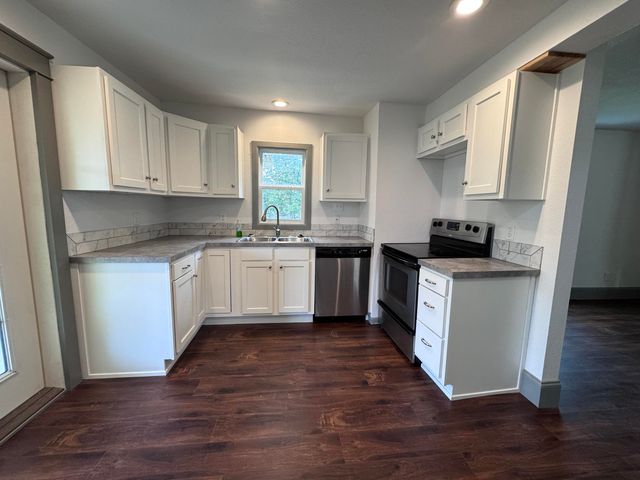 22488 Main Street, Weaubleau, MO 65774