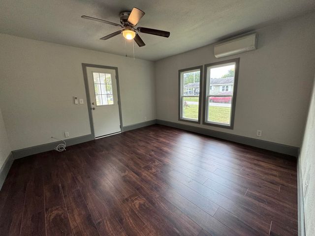 22488 Main Street, Weaubleau, MO 65774