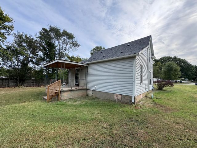 22488 Main Street, Weaubleau, MO 65774