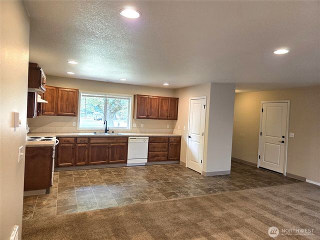 1113 Manzanita Way, Vancouver, WA 98661