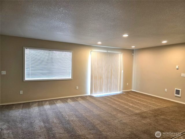 1113 Manzanita Way, Vancouver, WA 98661