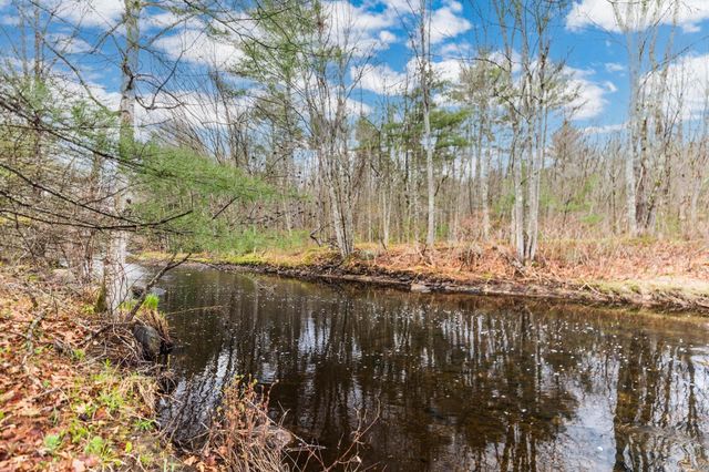 1685 Dover Road, Epsom, NH 03234