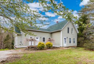 1685 Dover Road, Epsom, NH 03234