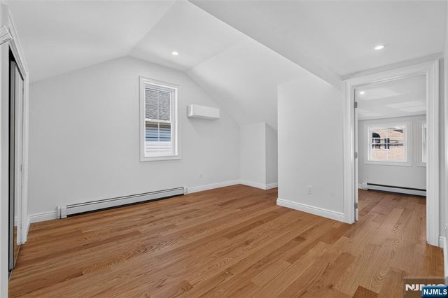 15 Morrissee Avenue, Wallington, NJ 07057