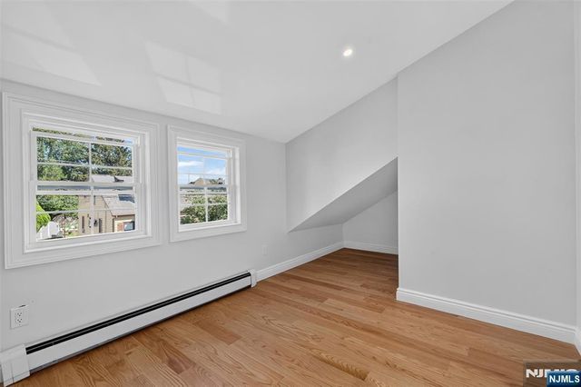 15 Morrissee Avenue, Wallington, NJ 07057