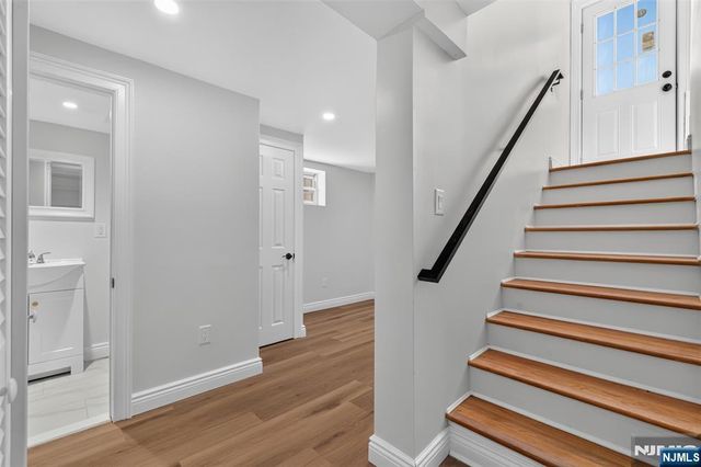 15 Morrissee Avenue, Wallington, NJ 07057