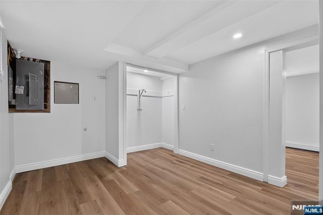 15 Morrissee Avenue, Wallington, NJ 07057