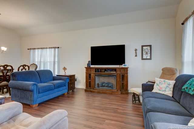 750 Cornflower Court, New Braunfels, TX 78130