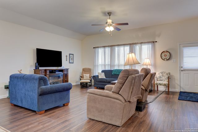 750 Cornflower Court, New Braunfels, TX 78130