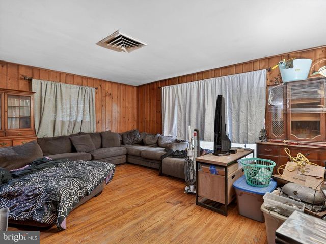 340 LEXINGTON AVE, Pitman, NJ 08071