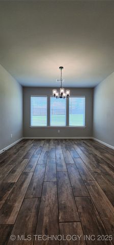 911 E Fulton Court, Broken Arrow, OK 74012