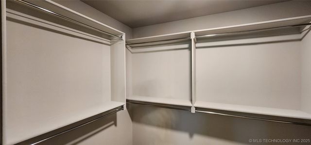 911 E Fulton Court, Broken Arrow, OK 74012