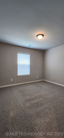 911 E Fulton Court, Broken Arrow, OK 74012