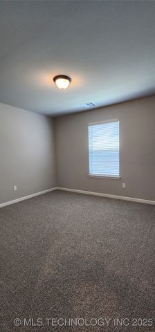 911 E Fulton Court, Broken Arrow, OK 74012