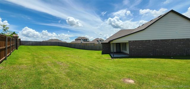 911 E Fulton Court, Broken Arrow, OK 74012