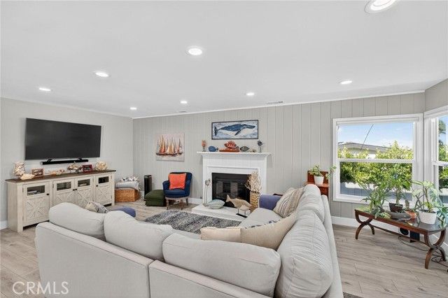 914 Duncan, Manhattan Beach, CA 90266