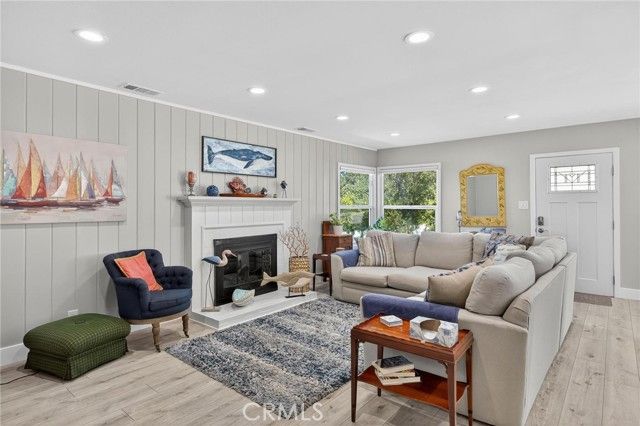 914 Duncan, Manhattan Beach, CA 90266