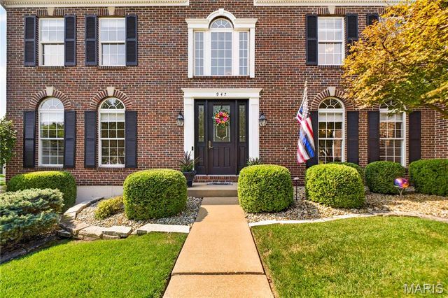 947 Crown Pointe Estates Drive, Wildwood, MO 63021