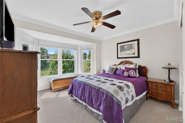 947 Crown Pointe Estates Drive, Wildwood, MO 63021