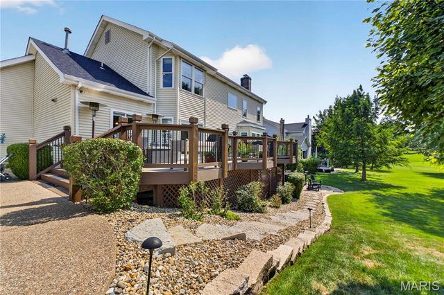 947 Crown Pointe Estates Drive, Wildwood, MO 63021