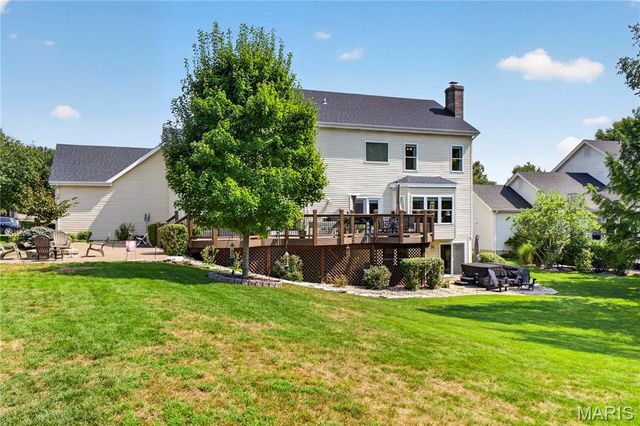 947 Crown Pointe Estates Drive, Wildwood, MO 63021