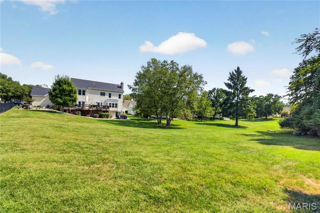 947 Crown Pointe Estates Drive, Wildwood, MO 63021