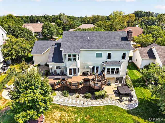 947 Crown Pointe Estates Drive, Wildwood, MO 63021