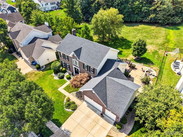 947 Crown Pointe Estates Drive, Wildwood, MO 63021