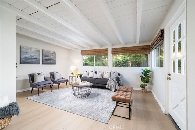 303 S Cimmeron Trail, Glendora, CA 91741