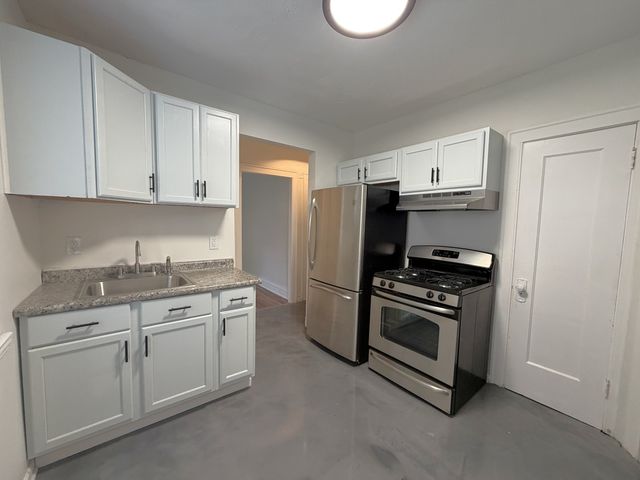 6749 S Peoria Street 2, Chicago, IL 60621