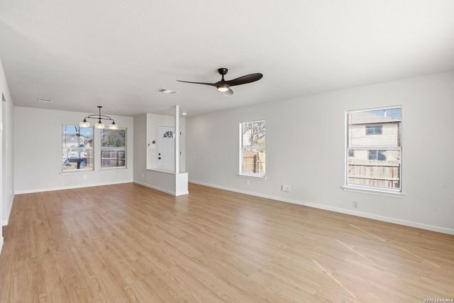 8006 Coco Meadow, Converse, TX 78109