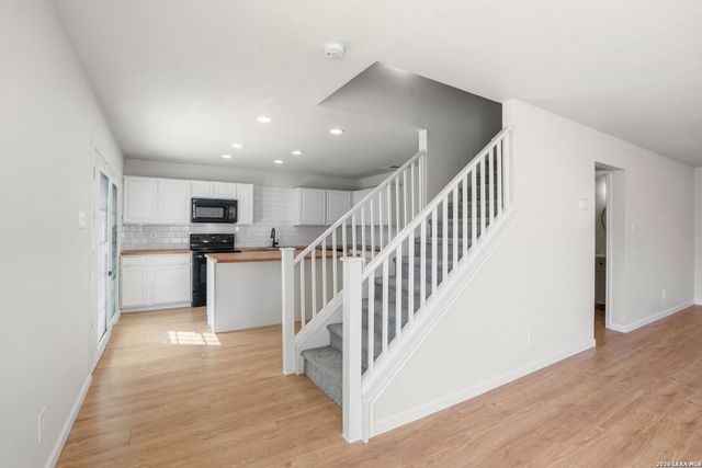 8006 Coco Meadow, Converse, TX 78109