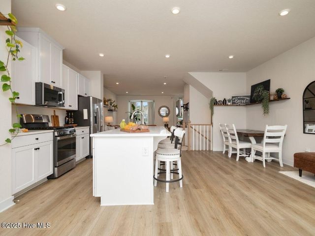 302 Lydia Street, Moyock, NC 27958