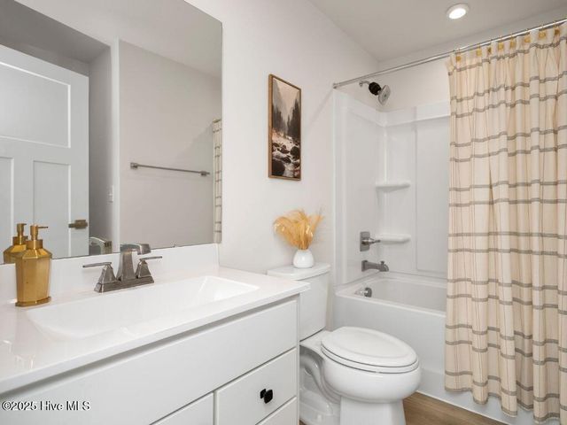 302 Lydia Street, Moyock, NC 27958