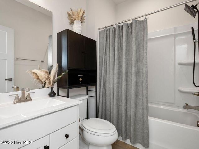 302 Lydia Street, Moyock, NC 27958