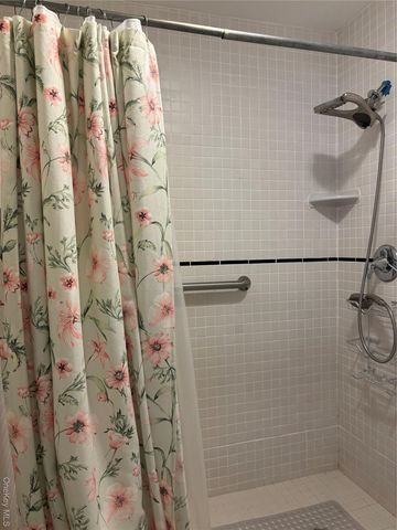 158 Horse Shoe, Mill Neck, NY 11765