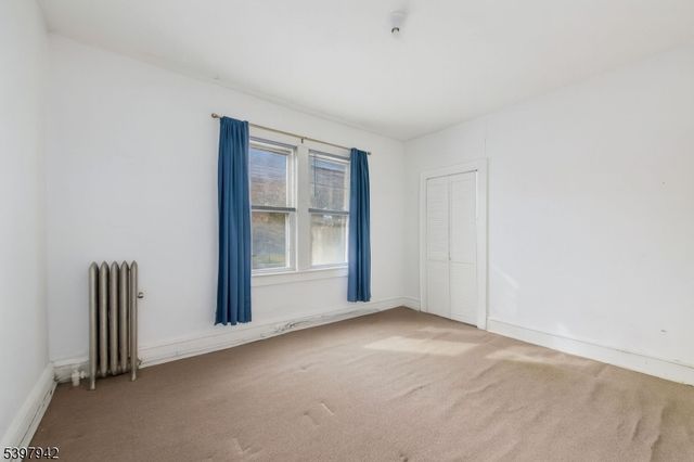 175 Union St, Lodi Boro, NJ 07644