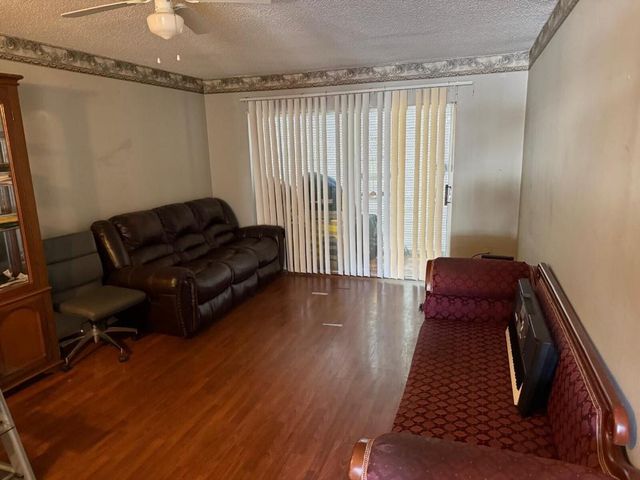 2800 NW 56th Avenue F102, Lauderhill, FL 33313